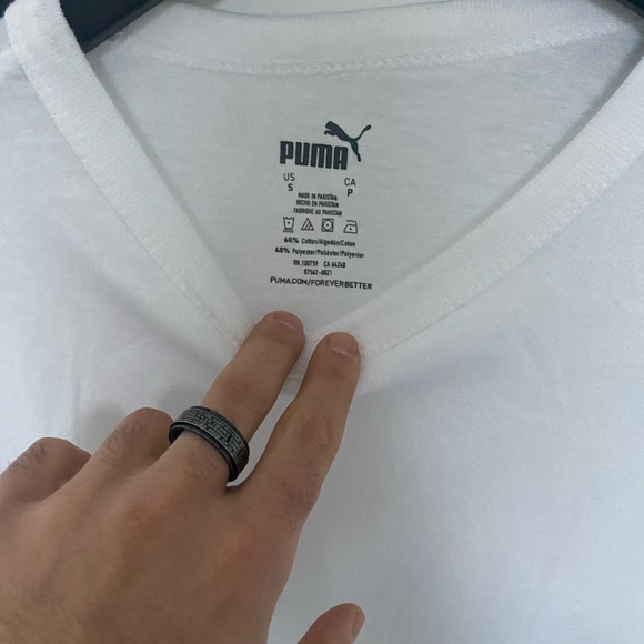 Puma size small men’s t-shirt - Picture 2 of 3